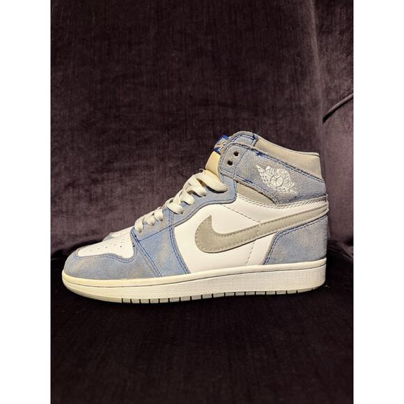 Mens Size 7- Jordan 1 Retro OG High Hyper Royal 555088-402 No Box